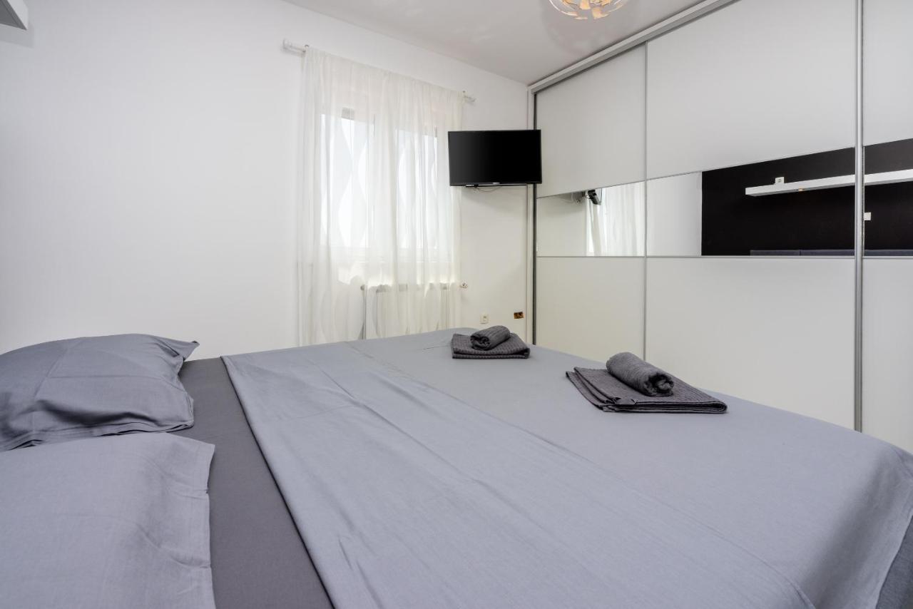 Apartments Luna Dramalj Exterior photo