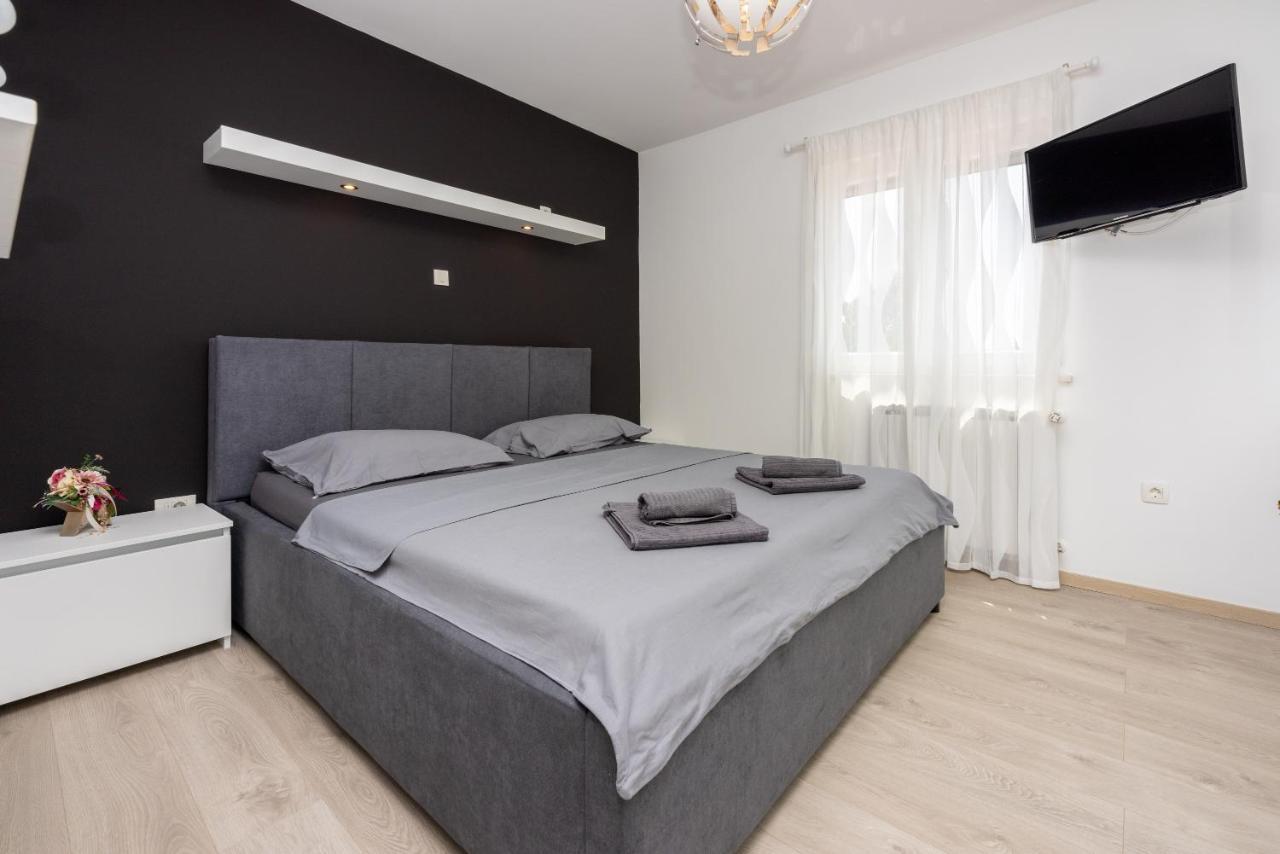Apartments Luna Dramalj Exterior photo
